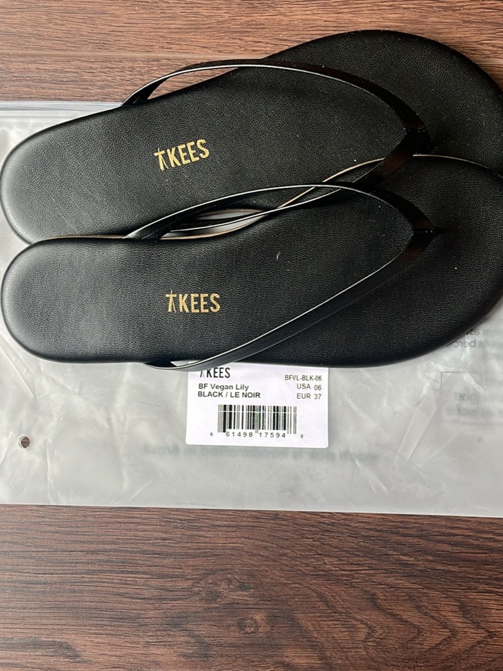 BNWT tkees lily liner